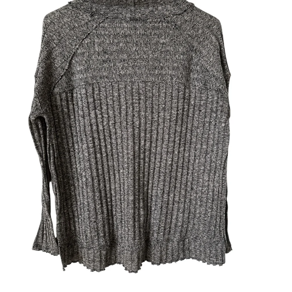 Free People Clarissa Mock Neck Ribbed Sweater Gray size Small - Picture 3 of 6